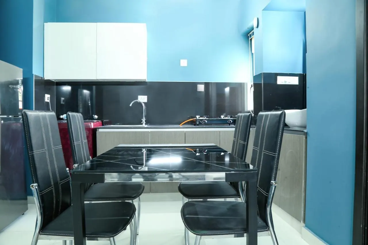 Traven Homes Earthspace Transit Kochi Inde