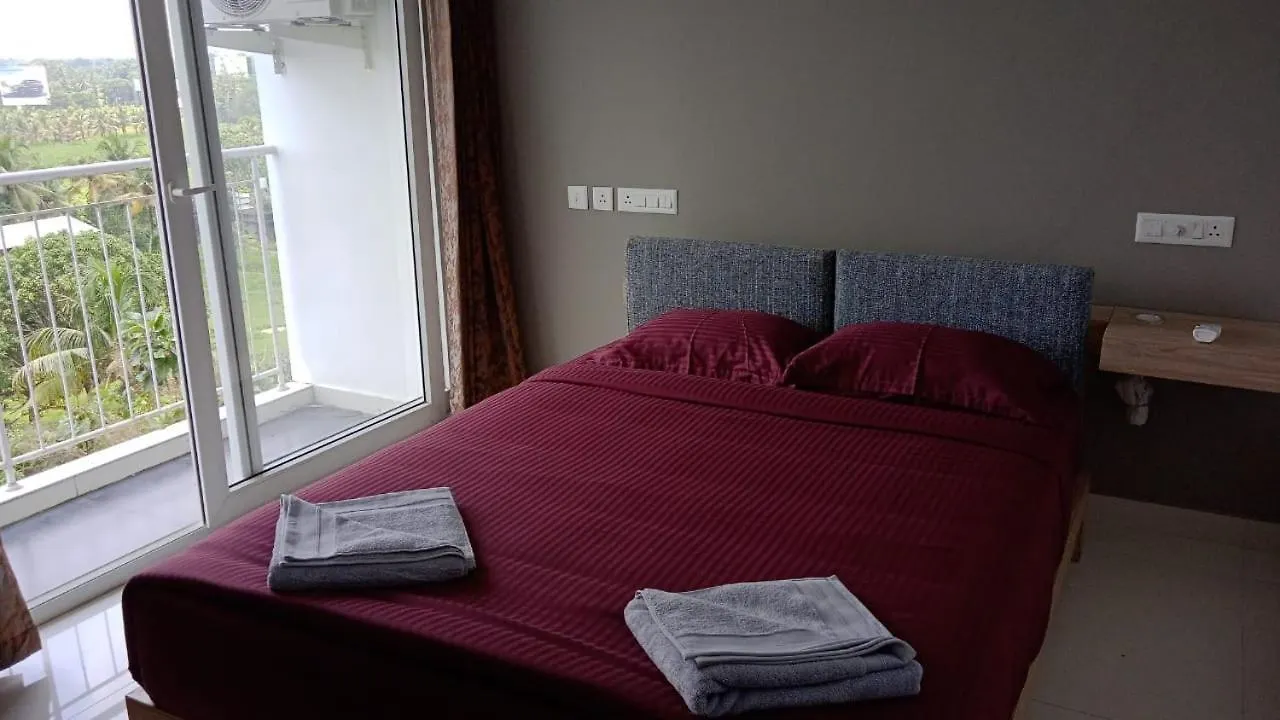 Traven Homes Earthspace Transit Kochi 0*,